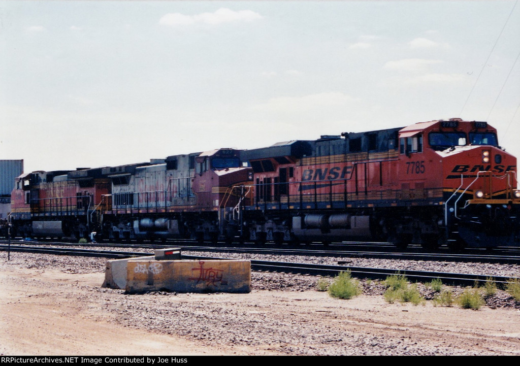 BNSF 7785 West